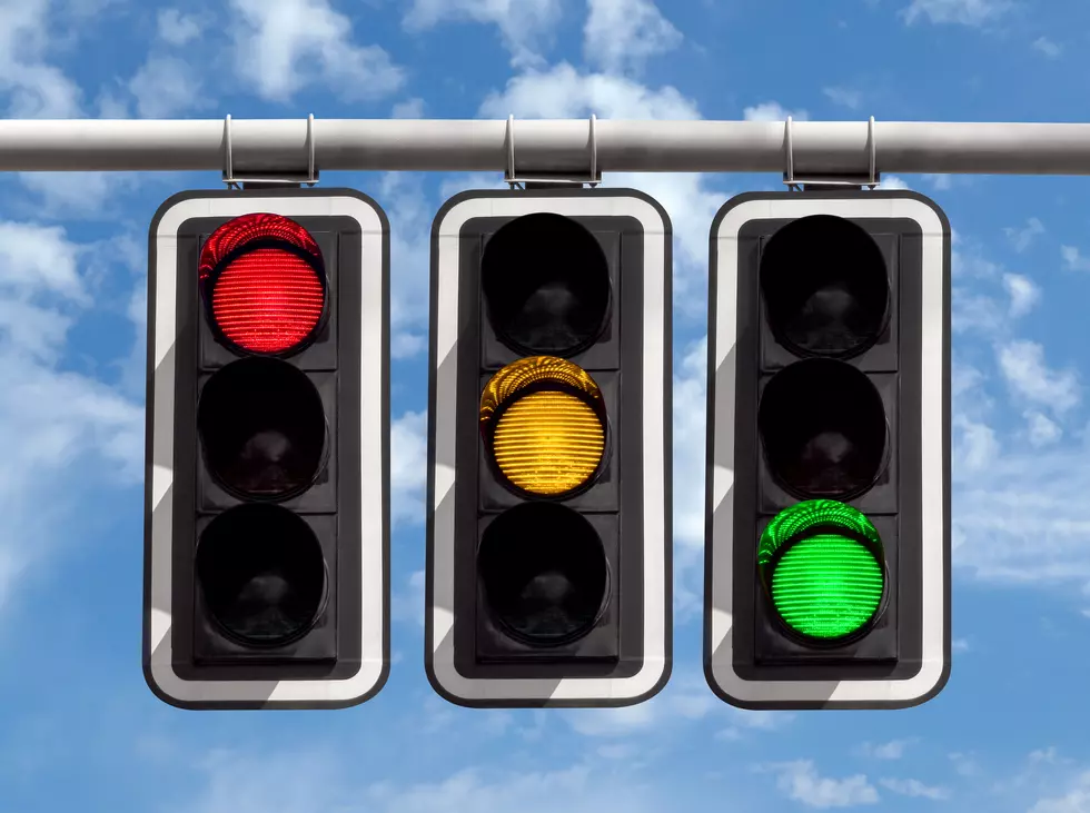 Could A Fourth Traffic Light color Change Our Roads Forever